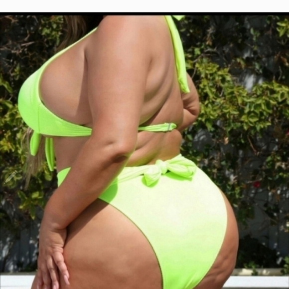 Nwt fashion nova neon green bikini set 2x - Picture 3 of 3